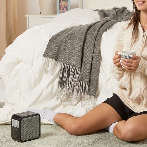 Stay Cozy Anywhere: Our Lightweight Ceramic Space Heater