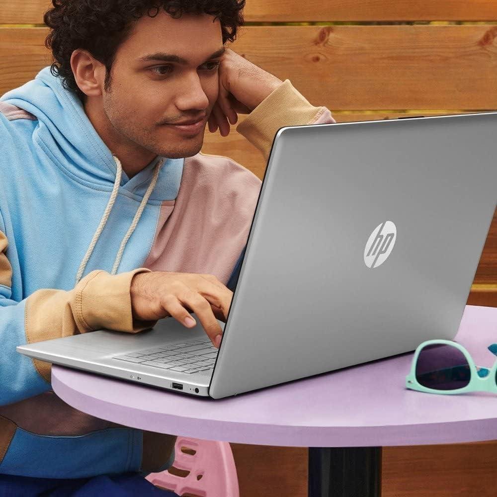 Discover Why We Love the HP 15.6 Touchscreen Laptop!