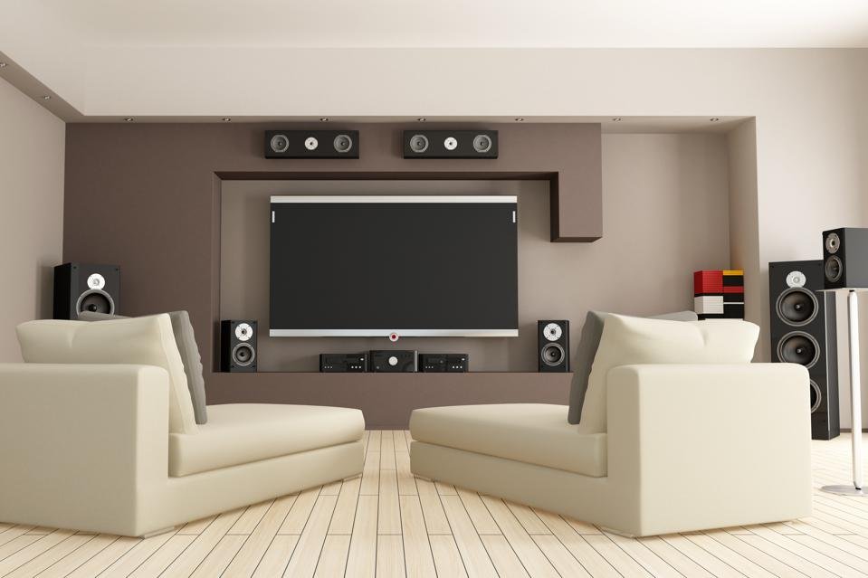 Essential Features To Look For In A Home Entertainment System