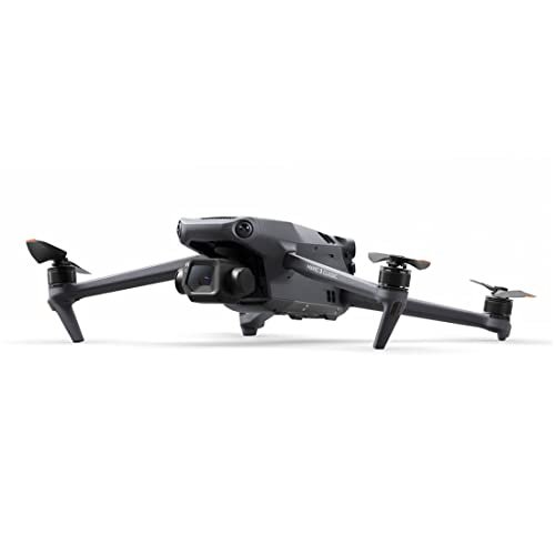 Unleashing the DJI Mavic 3 Classic: A Comprehensive Bundle Review - Image 4