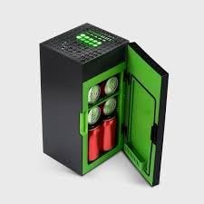 Gamer Mini Refrigerator Holds Up To 8 Soda Cans Black