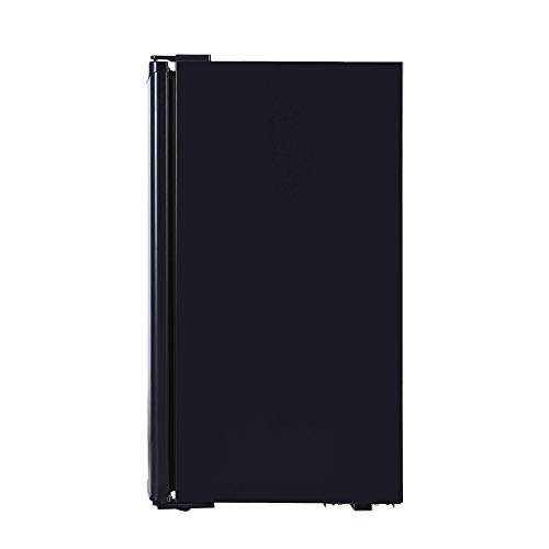 Maximize Space with RCA RFR321 Mini Fridge: A Review - Image 10