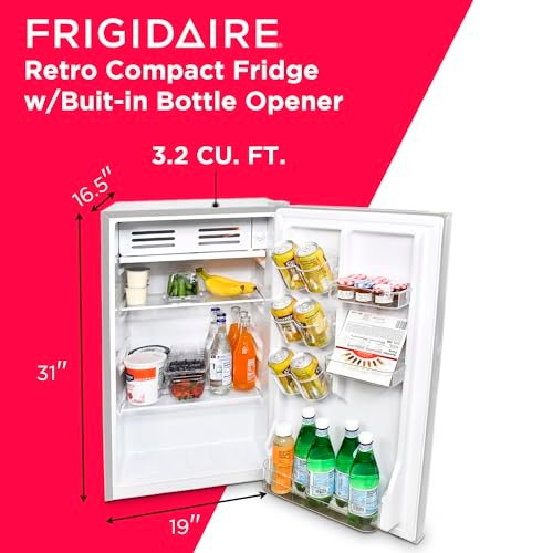 Chill in Style: Frigidaire Retro Compact Fridge Review - Image 3