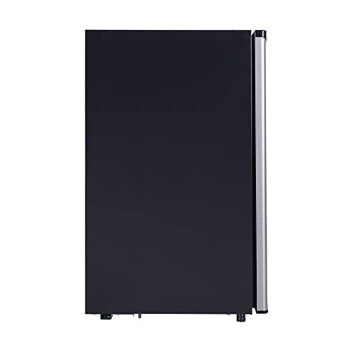 RCA RFR322 Mini Refrigerator: Perfect Compact Fridge Review - Image 9