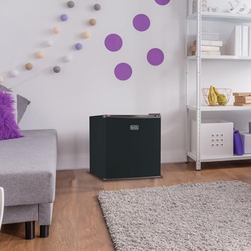 Compact & Energy Efficient: BLACK+DECKER BCRK17B Mini Fridge Review - Image 4